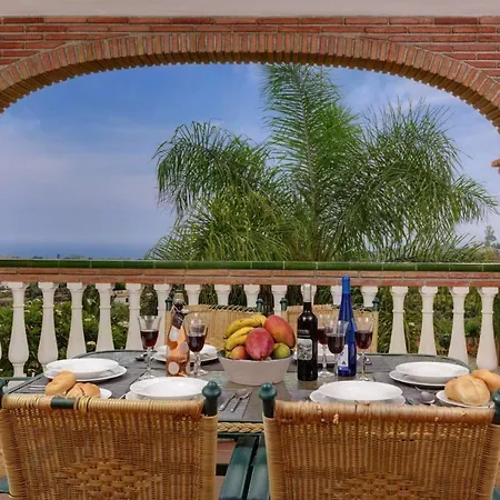 Casa Dalia * Nerja